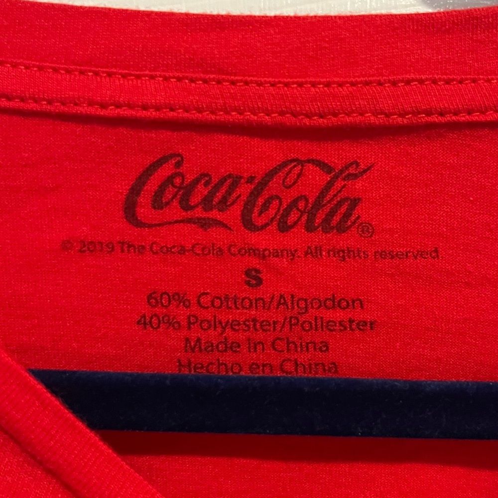 Coca-Cola Red T-Shirt - Picture 3 of 3